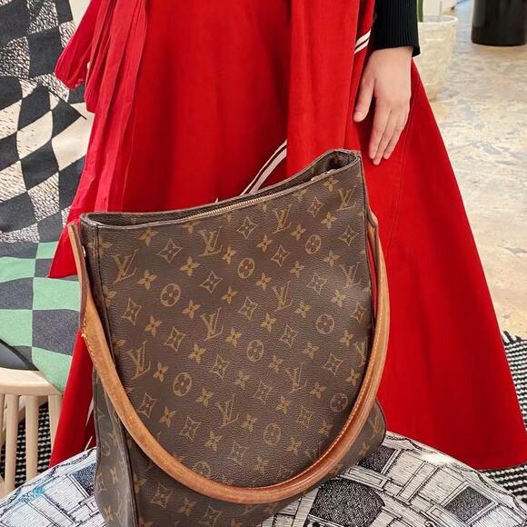 Louis Vuitton Handbags - ⭐🔥AUTHENTIC🔥⭐Louis Vuitton Looping GM